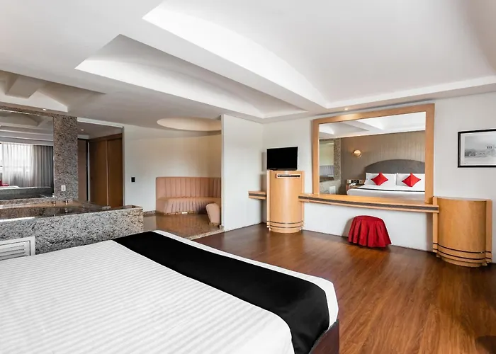 Hotel Capital O Andrade, 4*