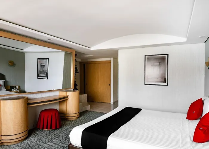 Hotel Capital O Andrade, 4*