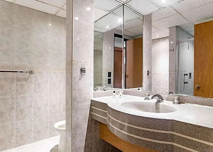 Capital O Andrade, Hotel 4*
